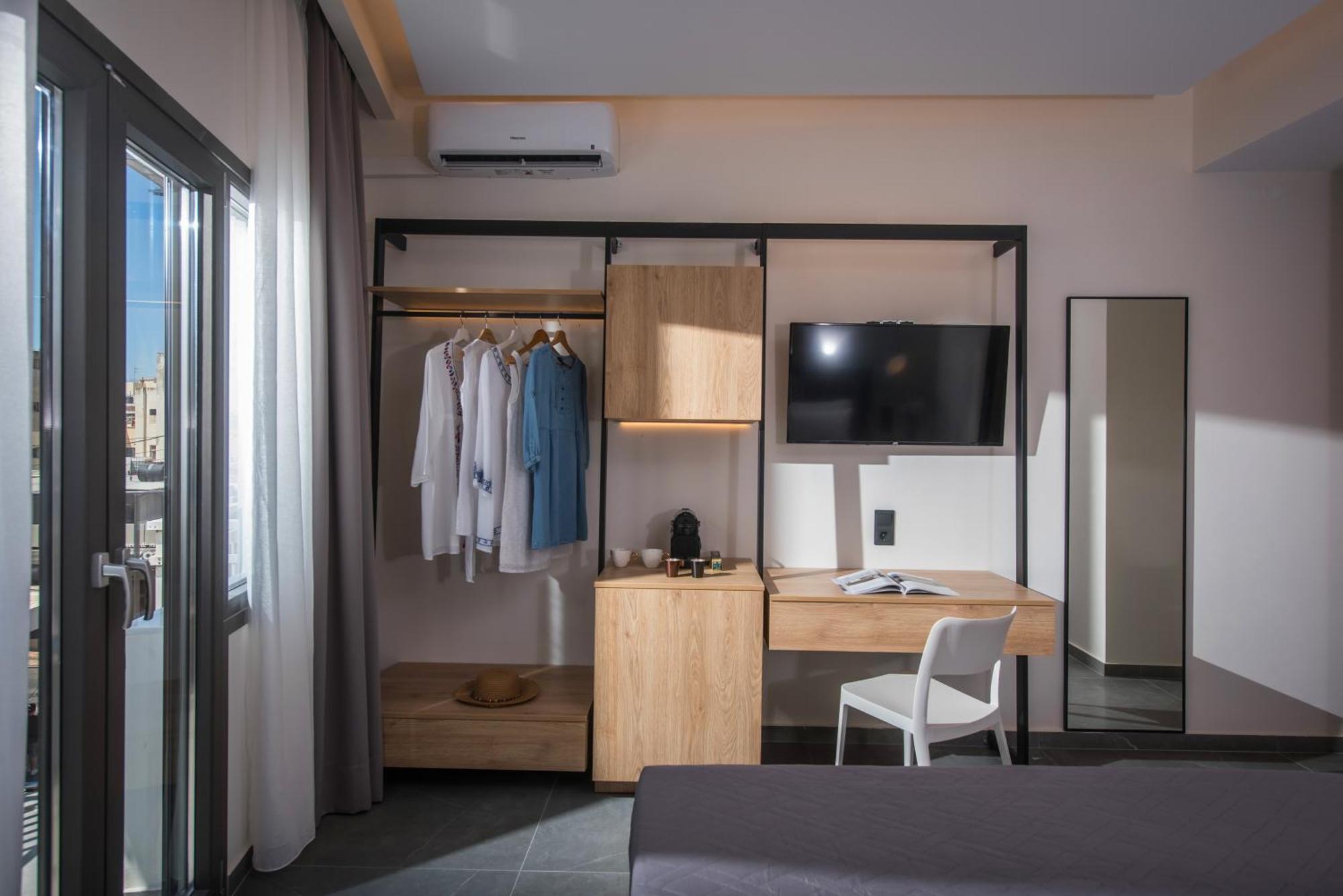 King'S Blue , Superior Living Apartment Heraklion  ภายนอก รูปภาพ