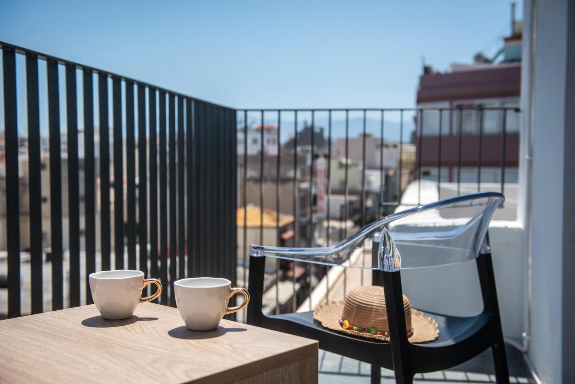 King'S Blue , Superior Living Apartment Heraklion  ภายนอก รูปภาพ